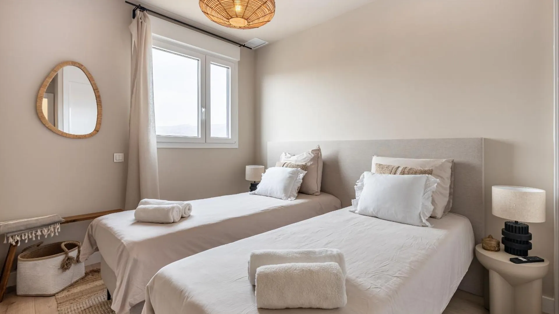 Malaga Skyline 5 Pool & Parking Free Apartamento Espanha